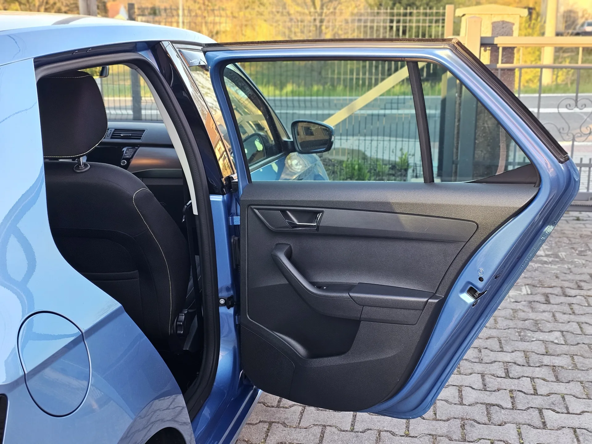 Škoda Fabia III 1.0 MPI Soleil (2019, Modrá metalíza) – fotografie vozidla 18 z 20