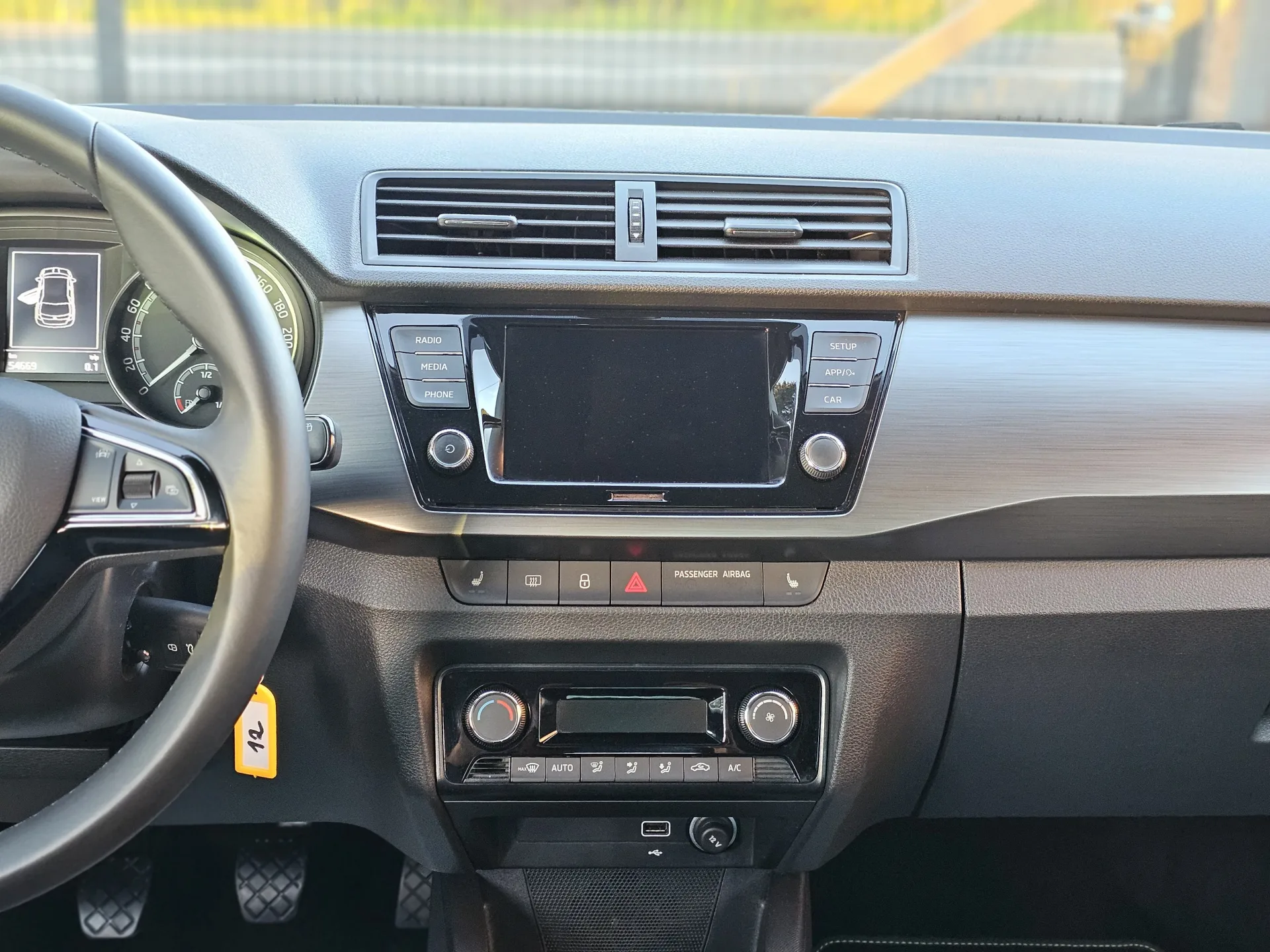 Škoda Fabia III 1.0 MPI Soleil (2019, Modrá metalíza) – fotografie vozidla 13 z 20