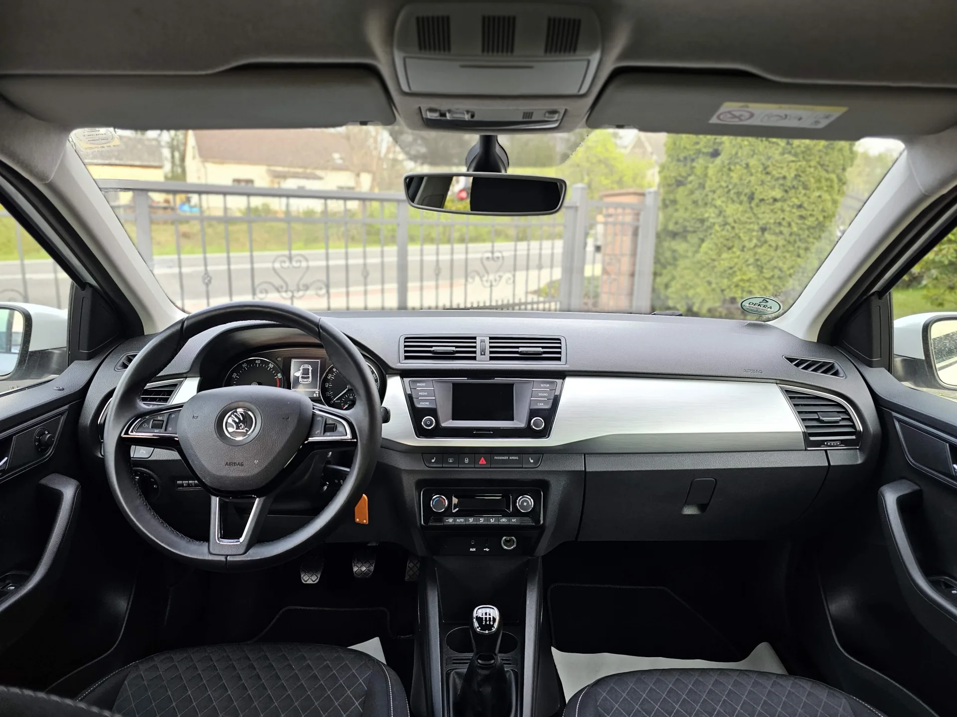 Škoda Fabia III 1.2 TSi 81 kW Drive (2017, Bílá) – fotografie vozidla 12 z 22