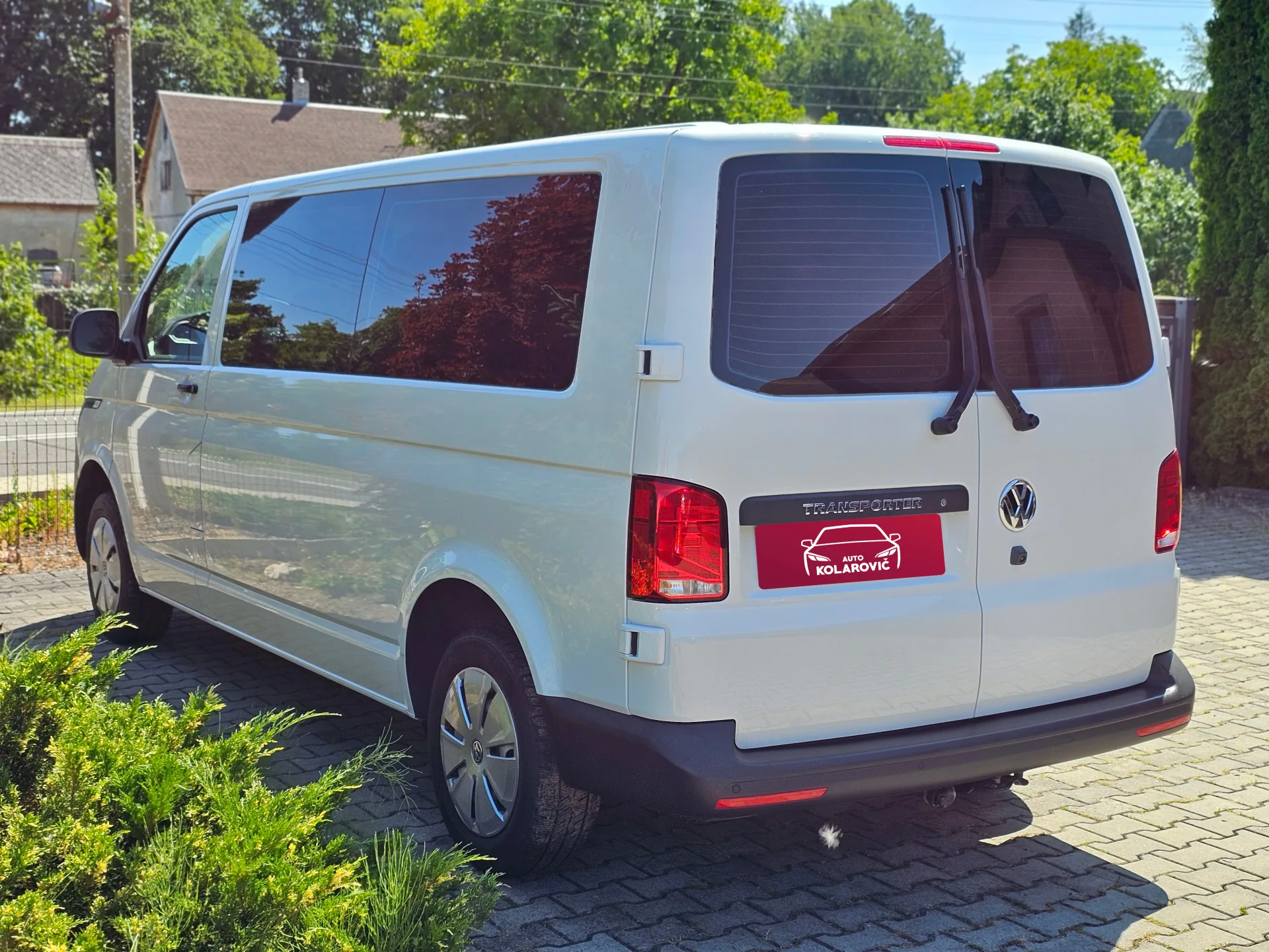 Volkswagen Transporter 2.0 TDi Long (2022, Bílá) – fotografie vozidla 7 z 24