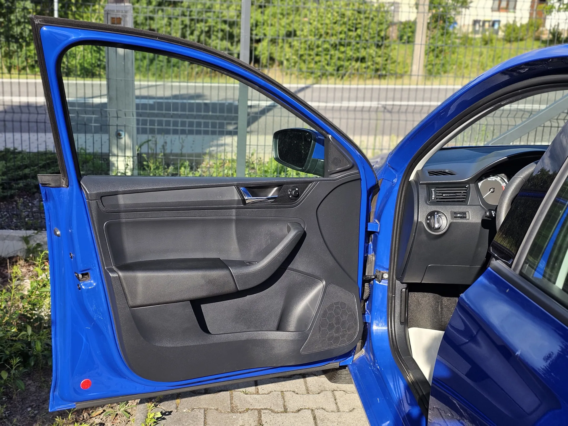 Škoda Rapid 1.0 TSi (2018, Modrá) – fotografie vozidla 9 z 22