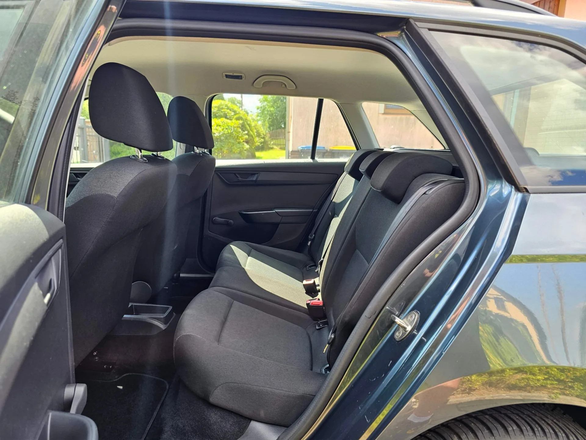 Škoda Fabia III Combi 1.0 TSi (2017, Šedá metalíza) – fotografie vozidla 18 z 22