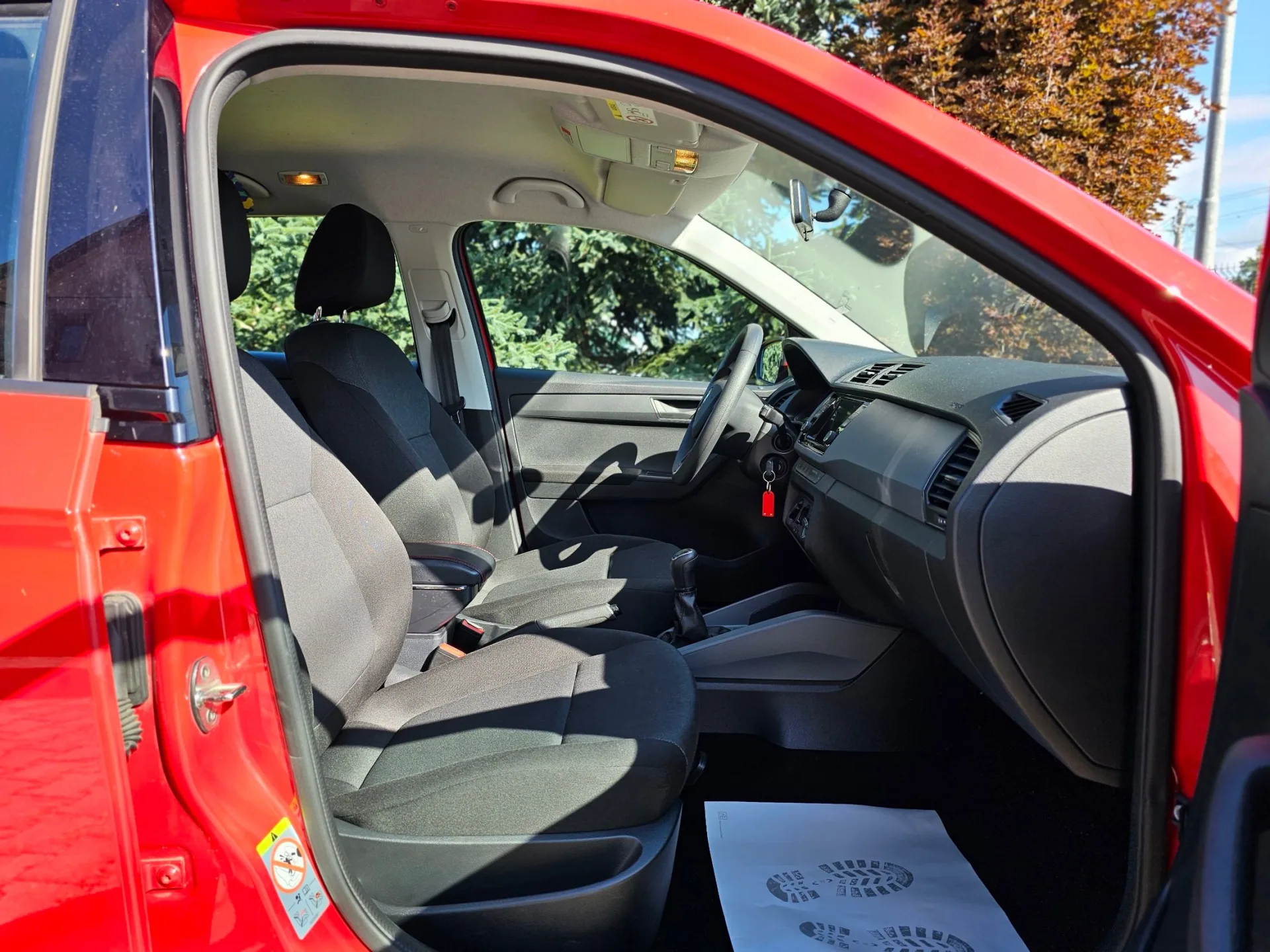 Škoda Fabia III 1.0 TSi (2019, Červená pastelová) – fotografie vozidla 15 z 22