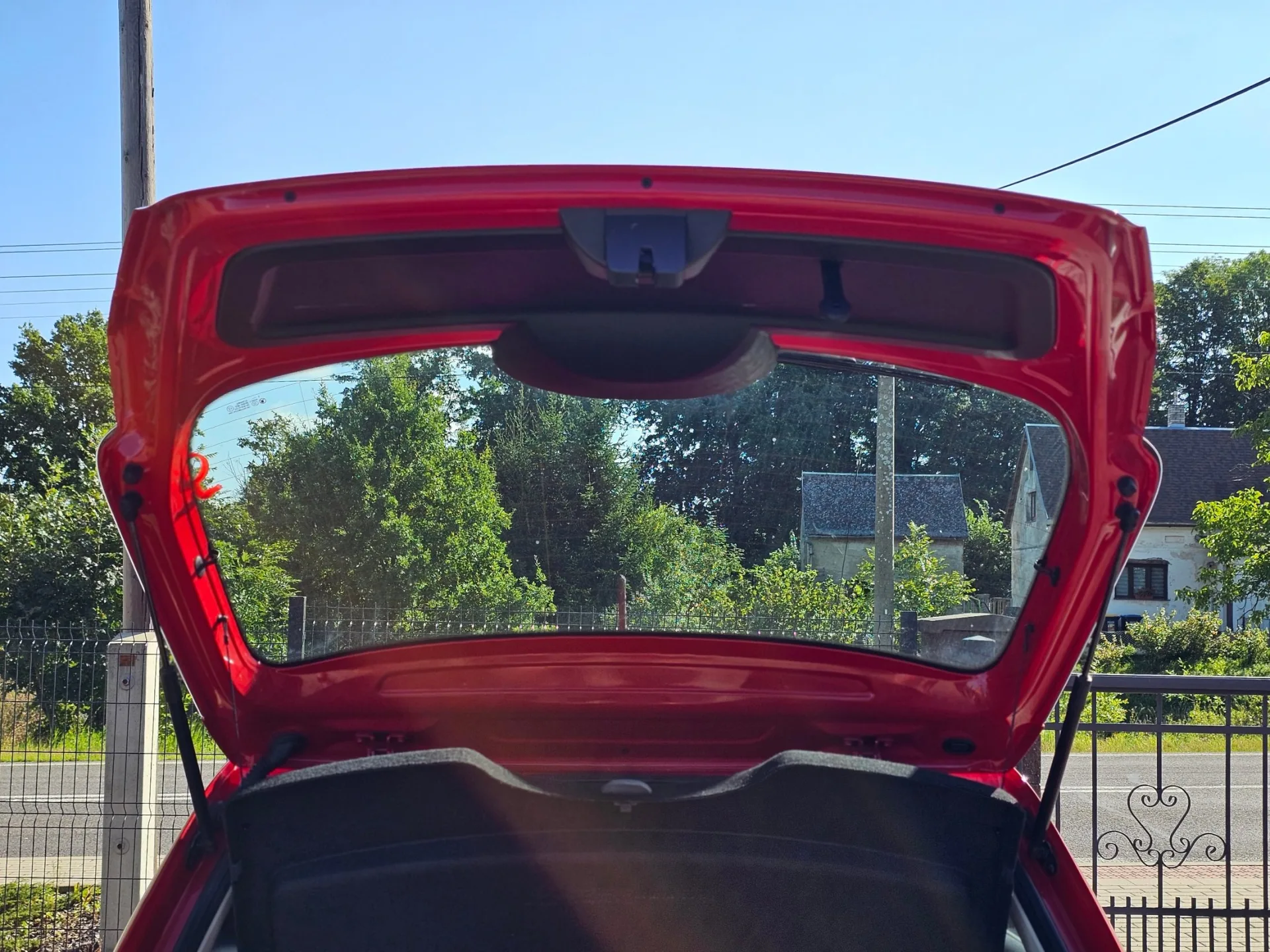 Škoda Fabia III 1.0 TSi (2019, Červená pastelová) – fotografie vozidla 22 z 22