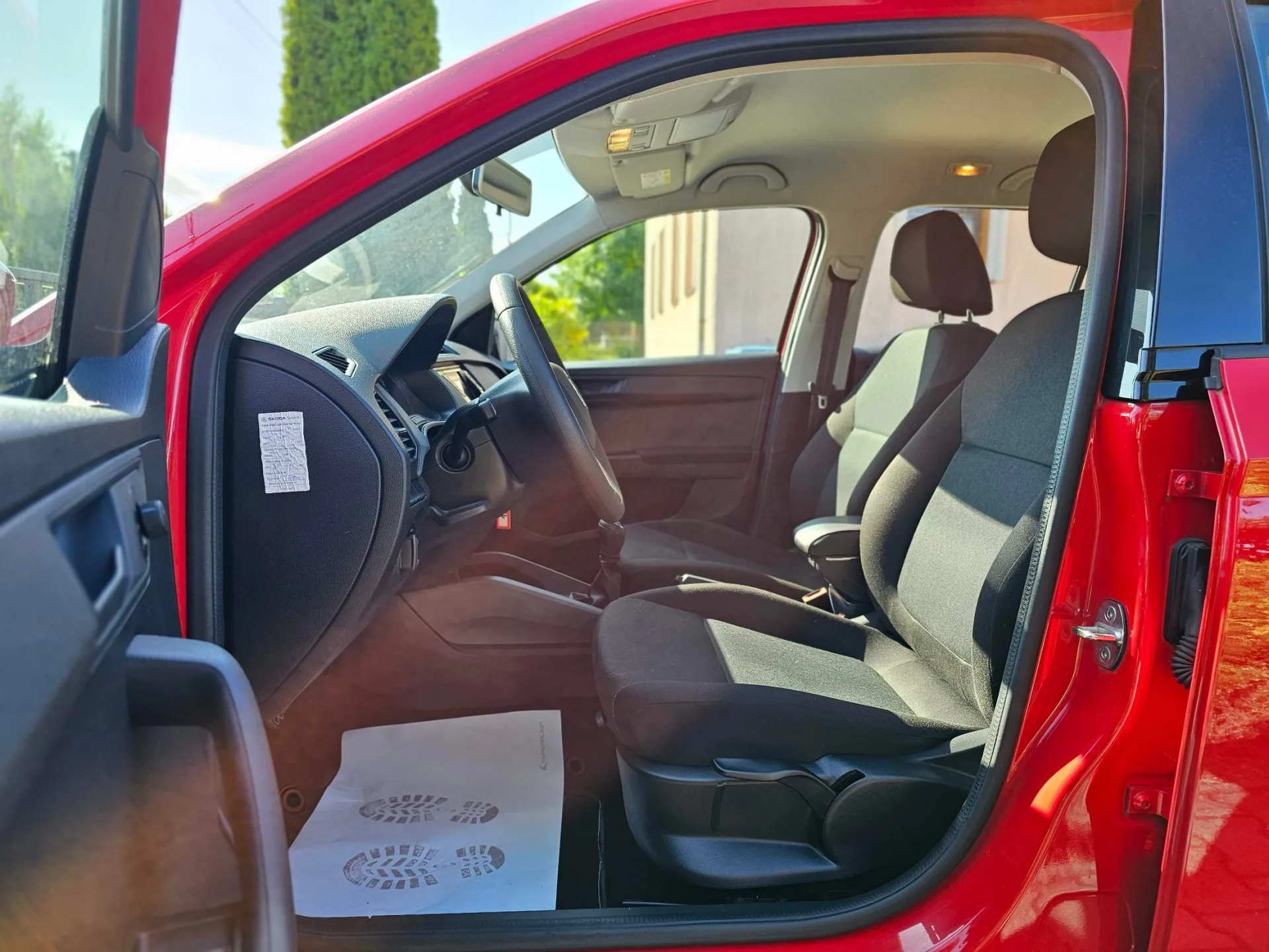 Škoda Fabia III 1.0 TSi (2019, Červená pastelová) – fotografie vozidla 10 z 22