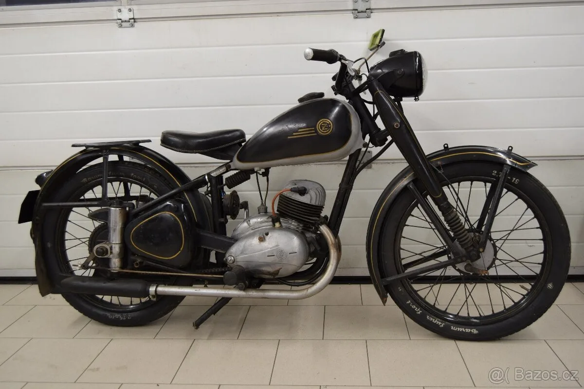 ČZ 150C (1951) – fotografie vozidla 2 z 4