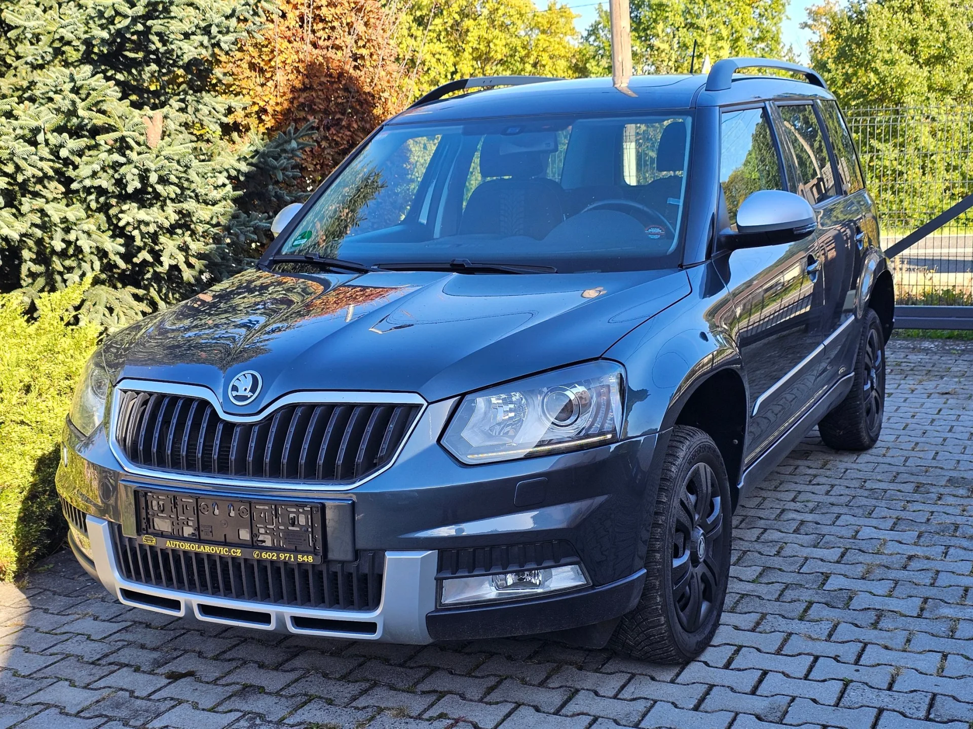 Škoda Yeti 1.2 TSi Adventure Edition (2014, Šedá metalíza) – hlavní fotografie vozidla